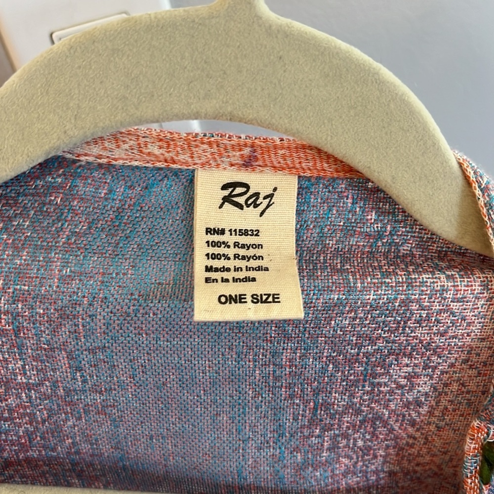Raj Floral Embroidered Long Kimono OS - Picture 7 of 7